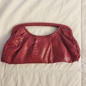 FashionExpress Fuchsia Snakeskin Pattern Clutch